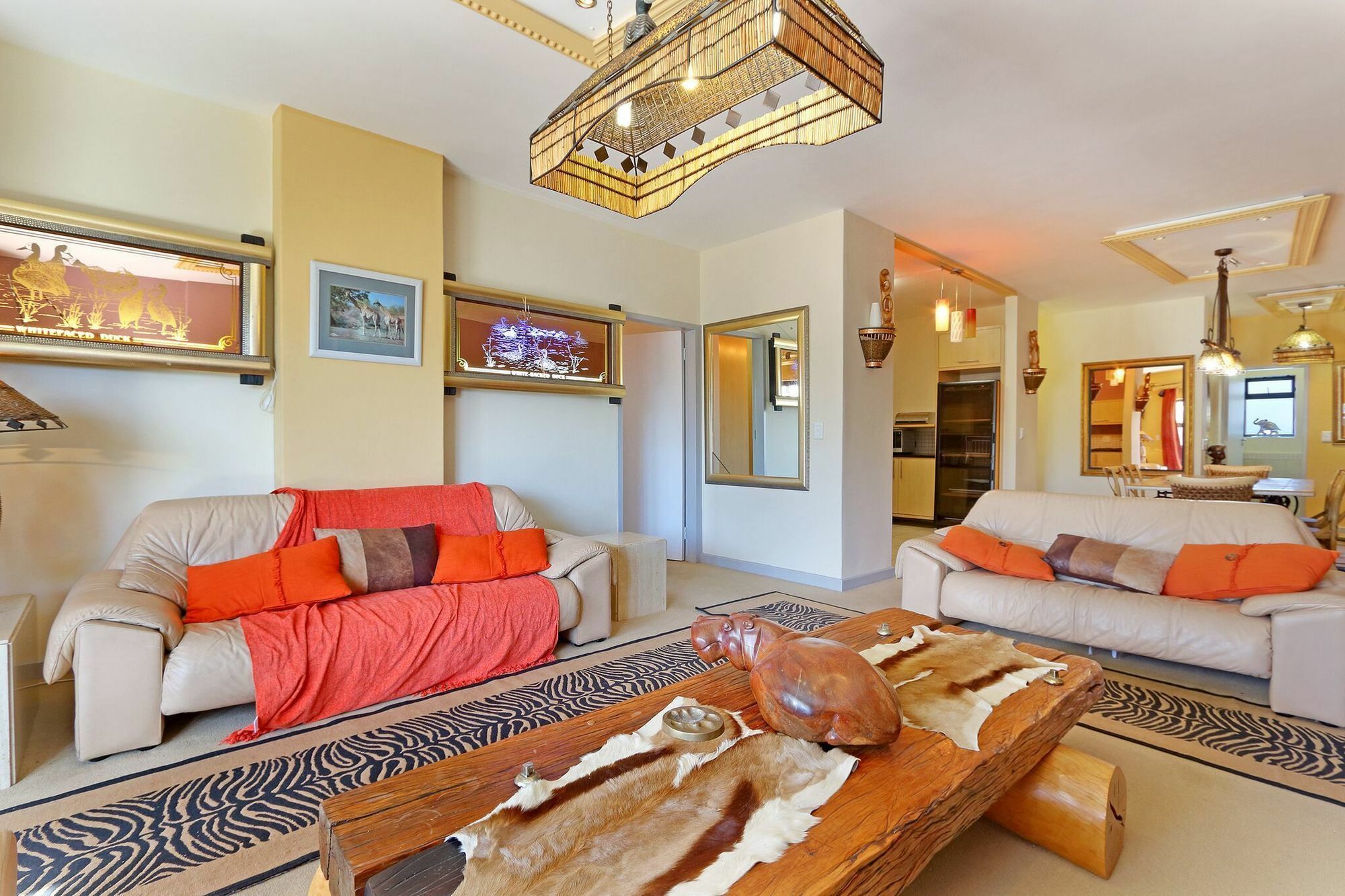 Century City Royal Apartments Apartment *
